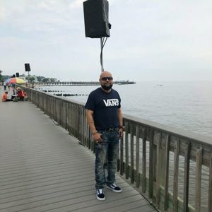 Meet your Posher, Shawne